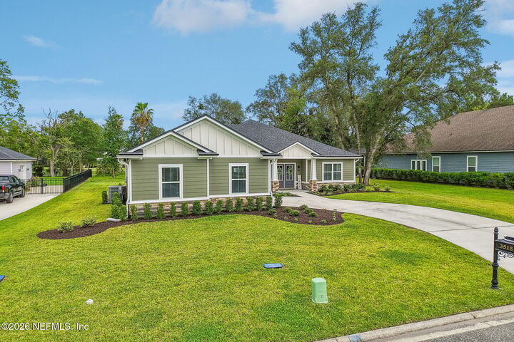 Property Photo: 3515 Oglebay Drive FL 32043