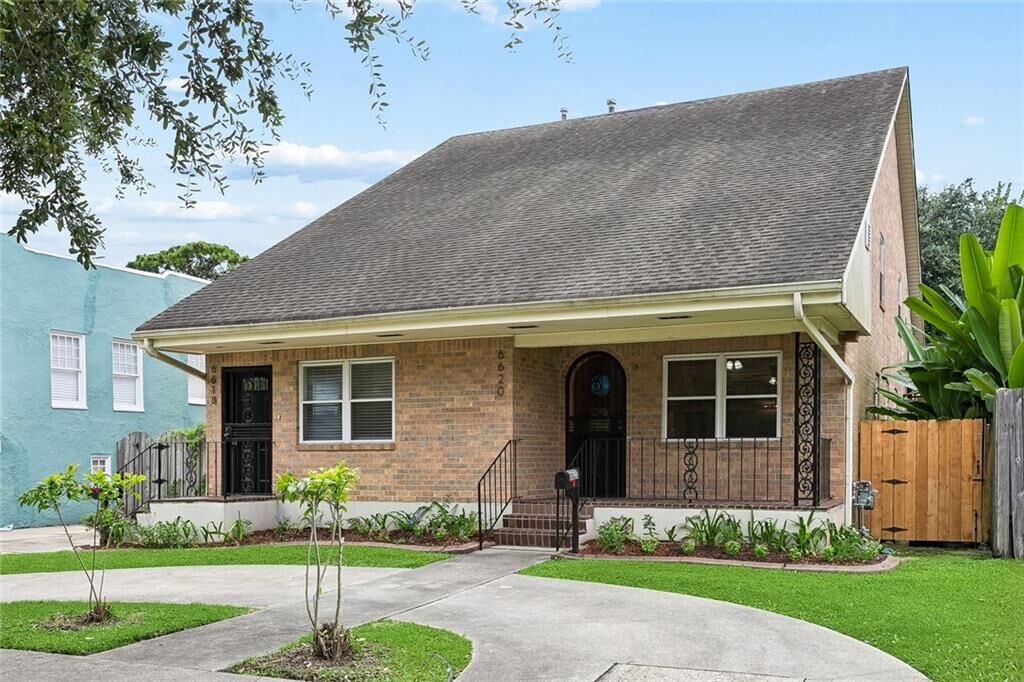 Property Photo:  6618-20 20 Canal Boulevard  LA 70124 