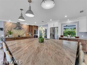 Property Photo: 1902 Princess Ct FL 34110