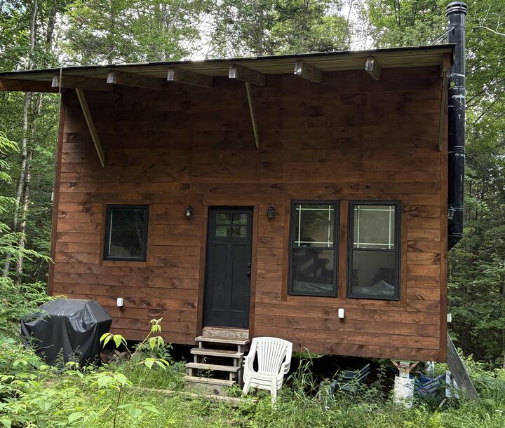 Property Photo: 25 Elvas Way VT 05356