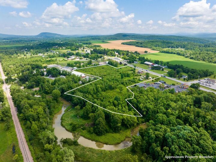 Property Photo: 2911 US Route 7 VT 05456