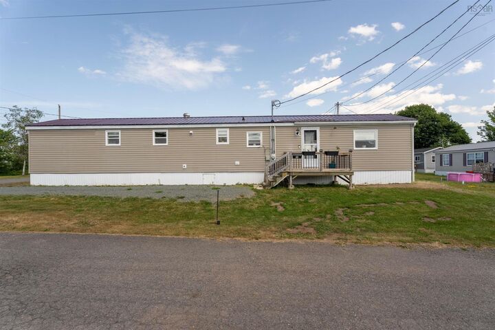 12 Matheson Drive — photo 1
