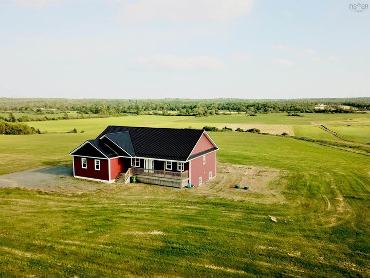 Property Photo: 2192 Highway 289 NS B0N 1C0