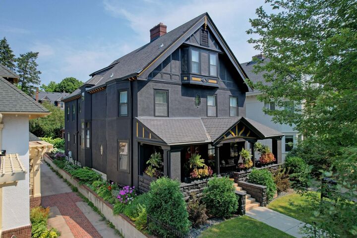 Property Photo:  661 Fairmount Avenue  MN 55105 