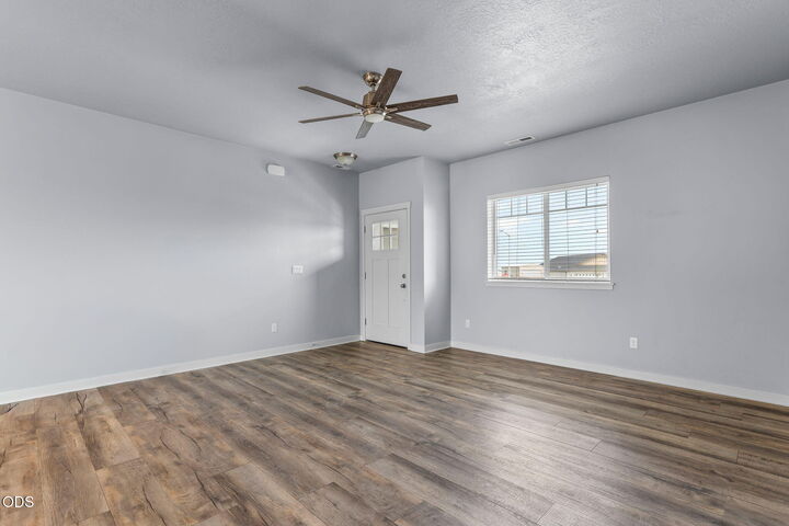 Property Photo:  229 Alfalfa Drive  OR 97734 