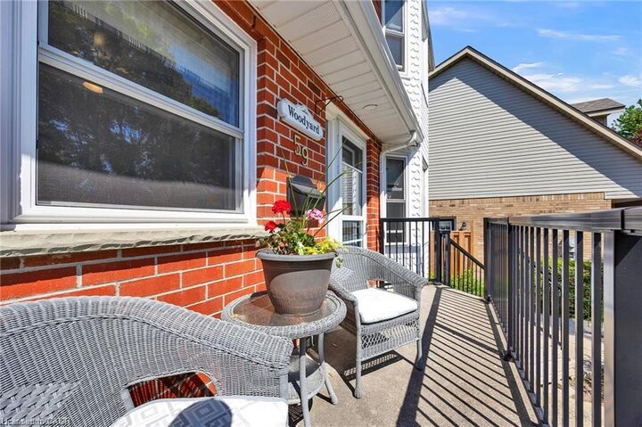 Property Photo: 59 Burnham Court ON N4Z 1H2