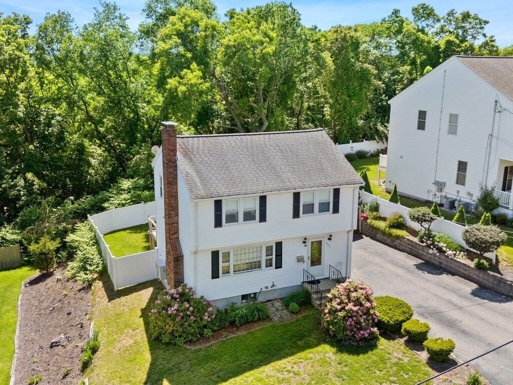 Property Photo:  127 Westgate Road  MA 02453 