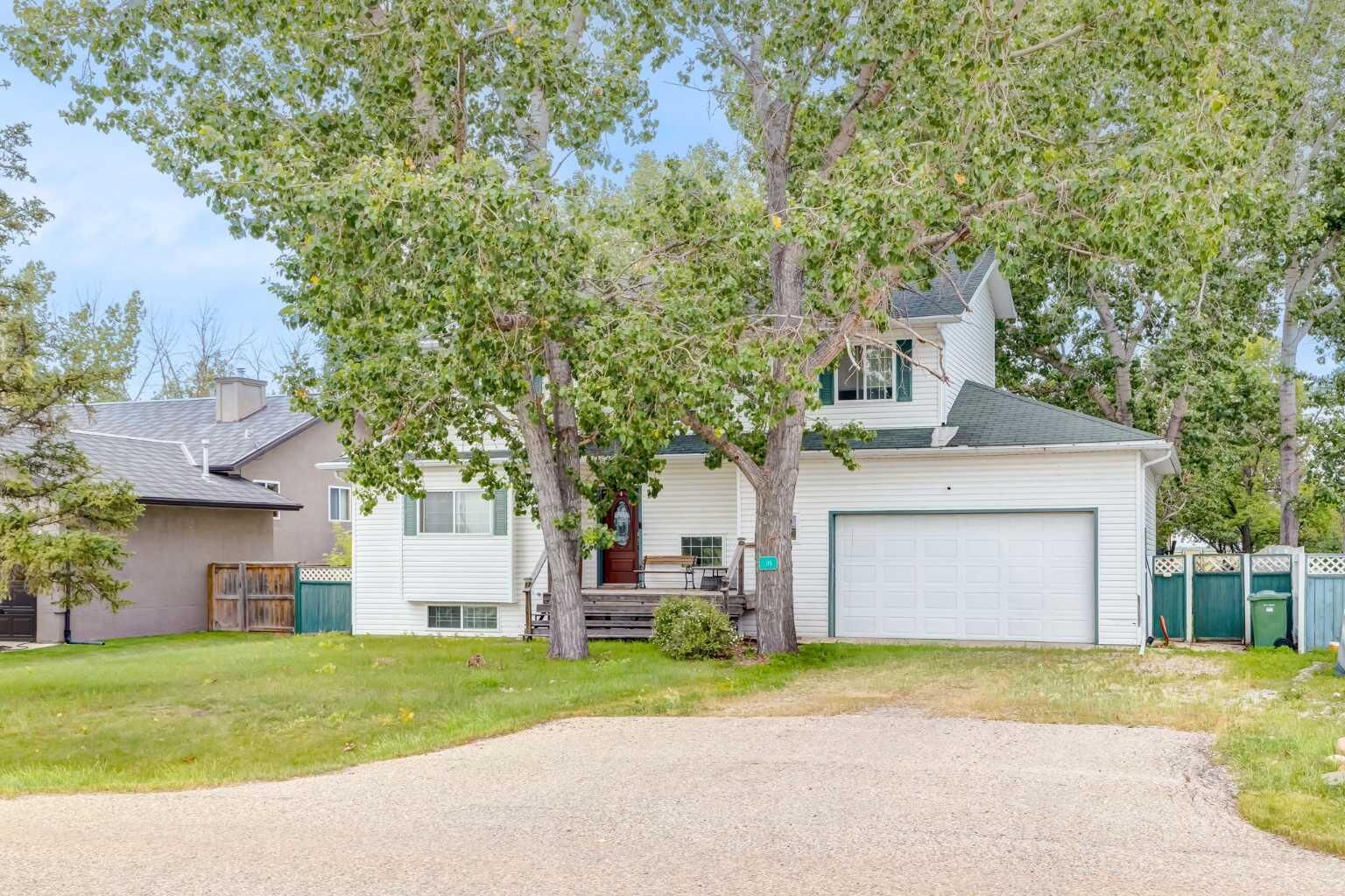 Property Photo:  115 Newton Street NW  AB T0J 1X0 