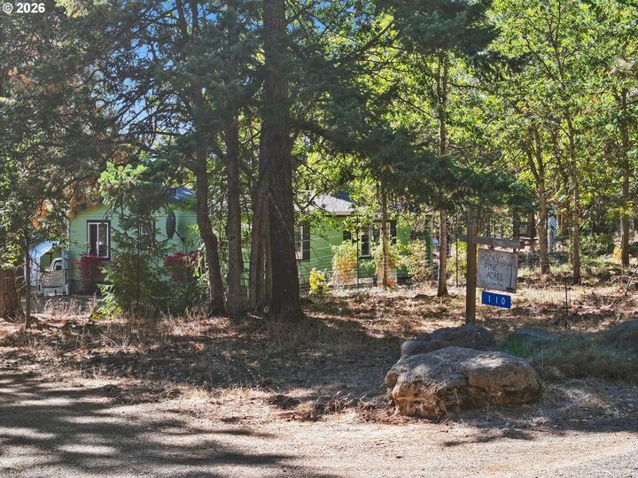 Property Photo: 110 Goldenpine WA 98620