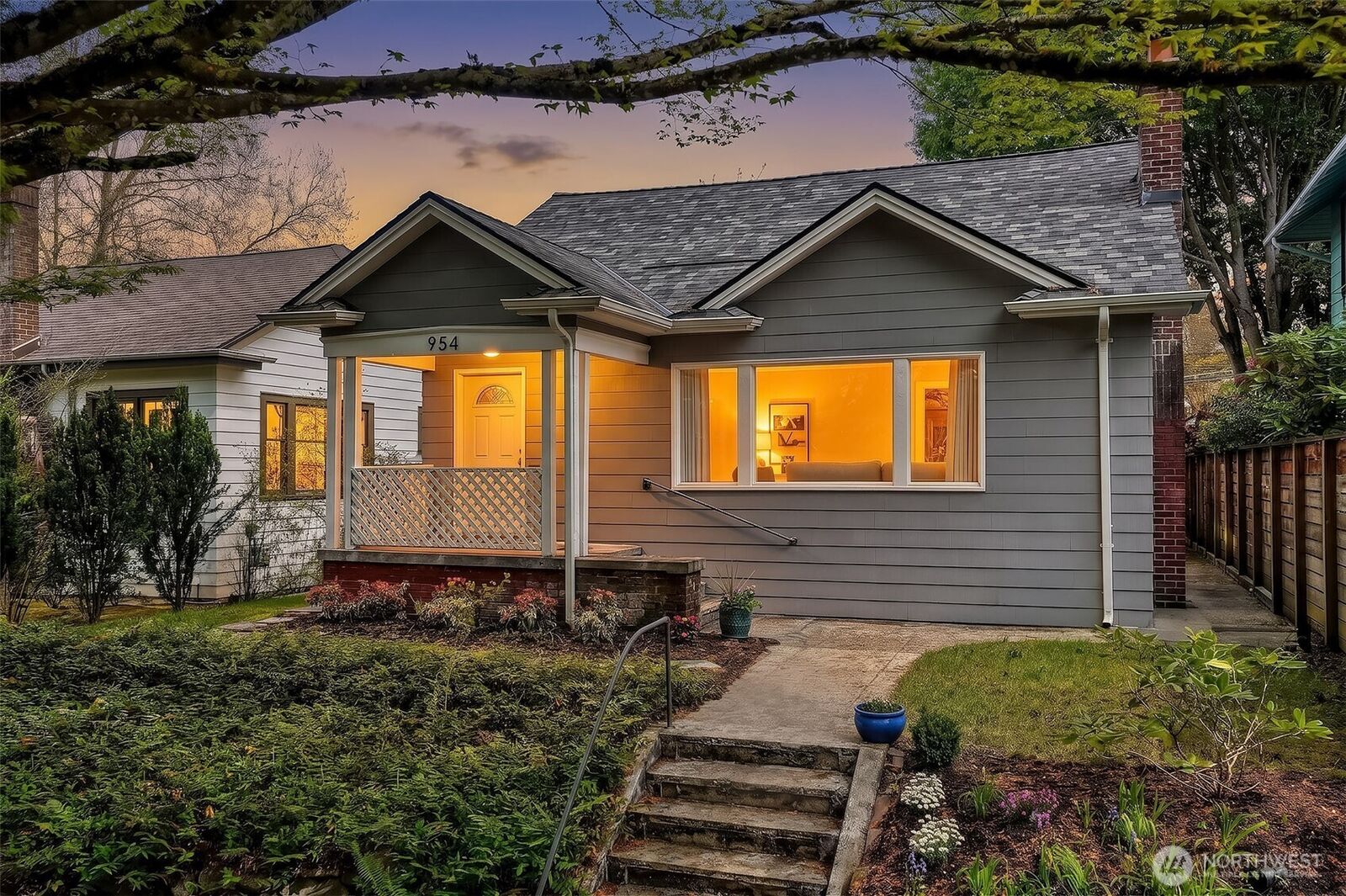 Property Photo: 954 19th Avenue E WA 98112