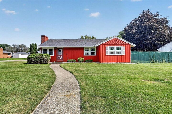 Property Photo: 1617 Arbor Drive WI 53511