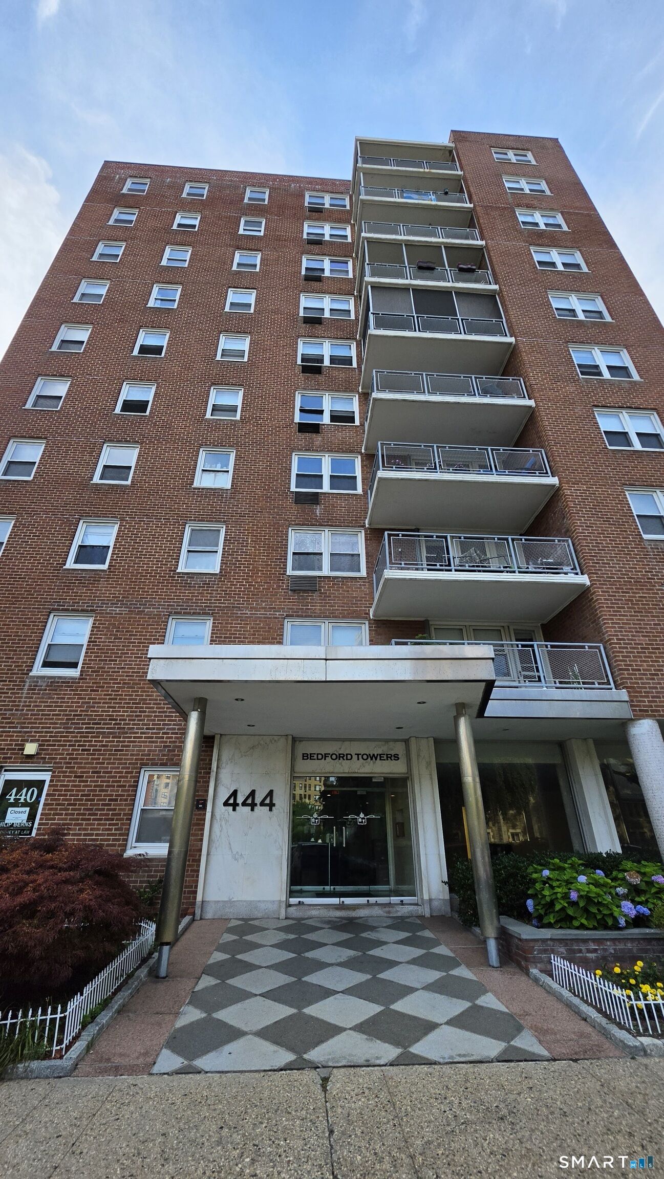 Property Photo:  444 Bedford Street 9P  CT 06901 