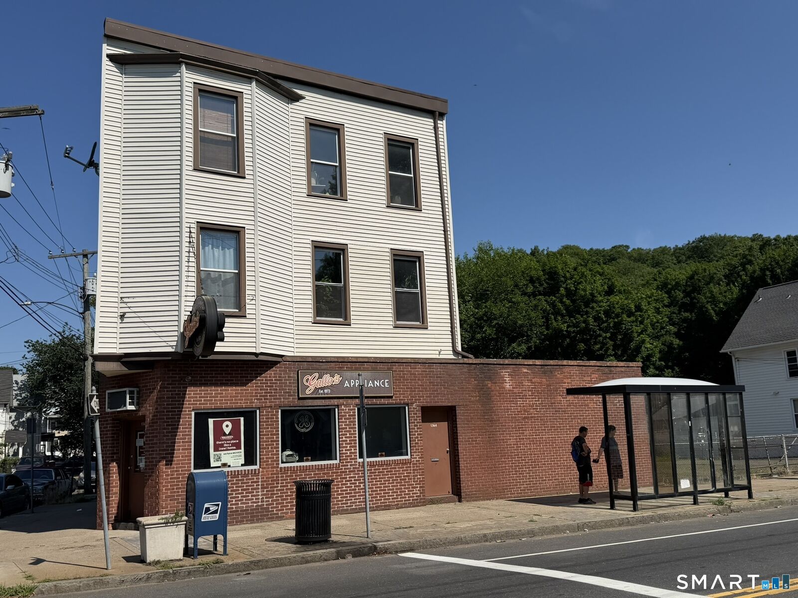 Property Photo:  1362 State Street  CT 06511 