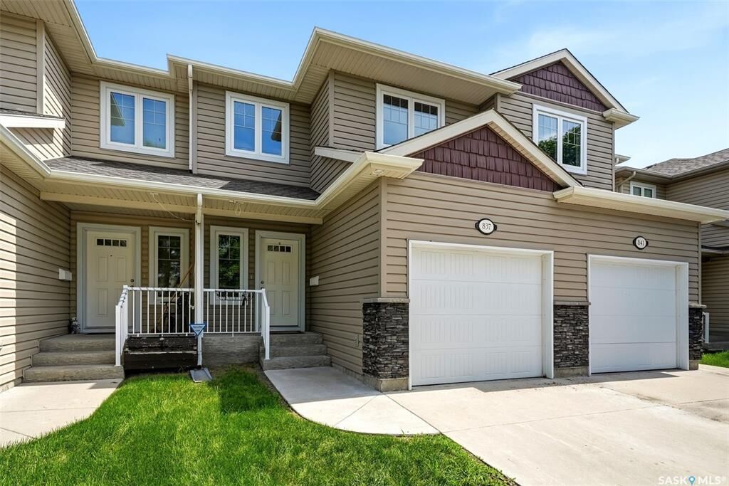 Property Photo:  837 Connaught Street  SK S4T 6S3 