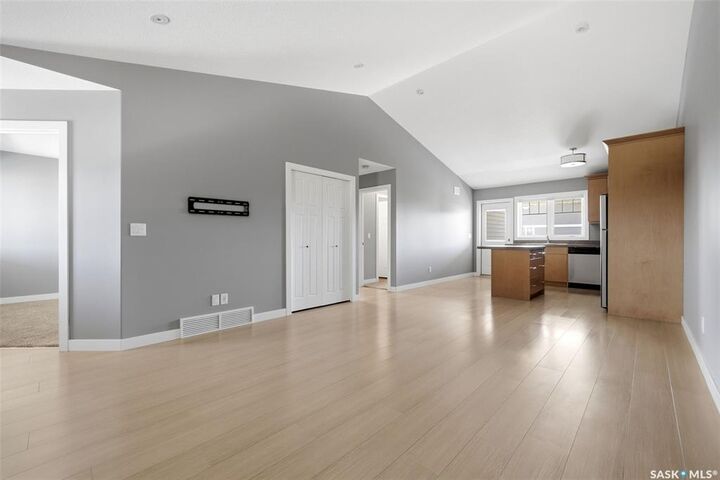 Property Photo:  4203 Green Apple Drive E  SK S4V 1M6 