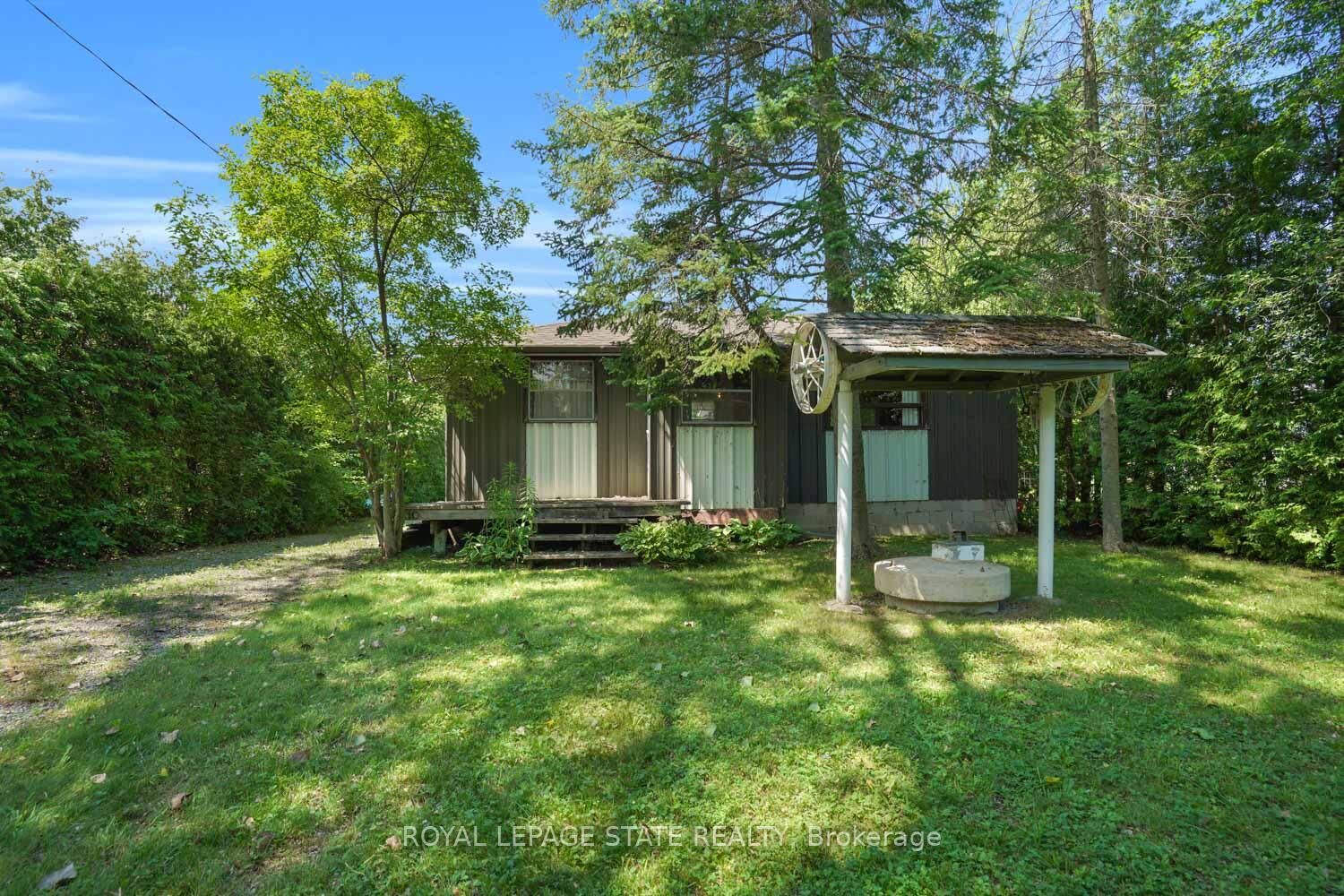 Property Photo: 104 Farley Circle ON L0E 1S0
