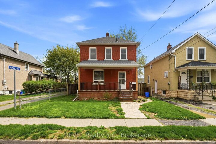 Property Photo: 19 Victoria Street ON L3B 4L6
