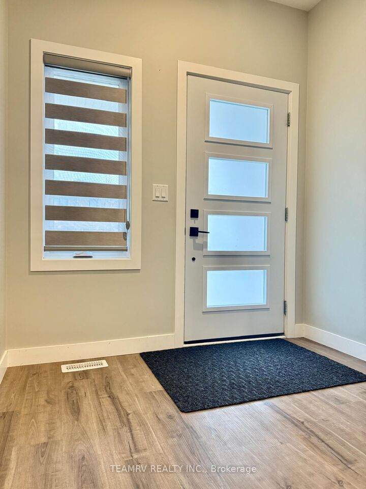 Property Photo:  198 Hooper Street  ON N4X 0C1 