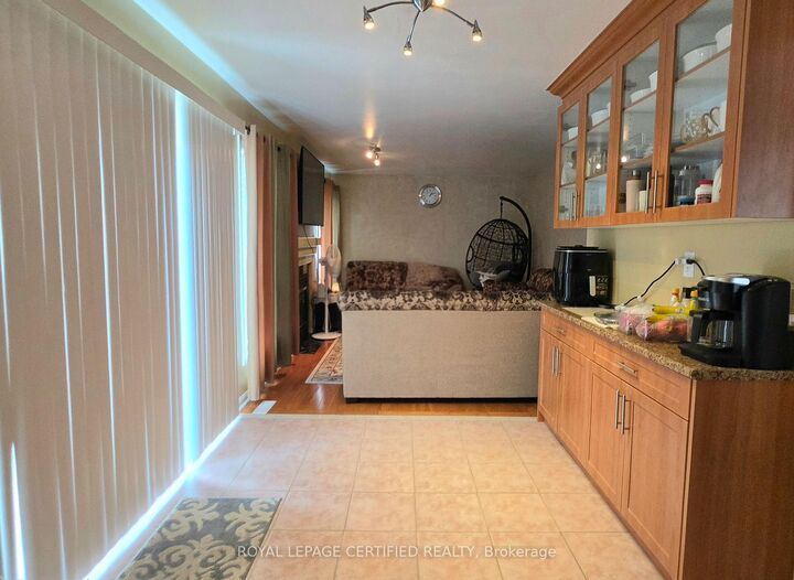 Property Photo:  7 Penn Drive  ON L7A 1P5 