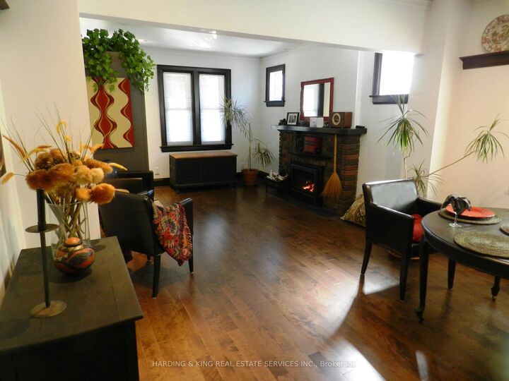 Property Photo: 20 Wolcott Avenue Main ON M1L 4K3