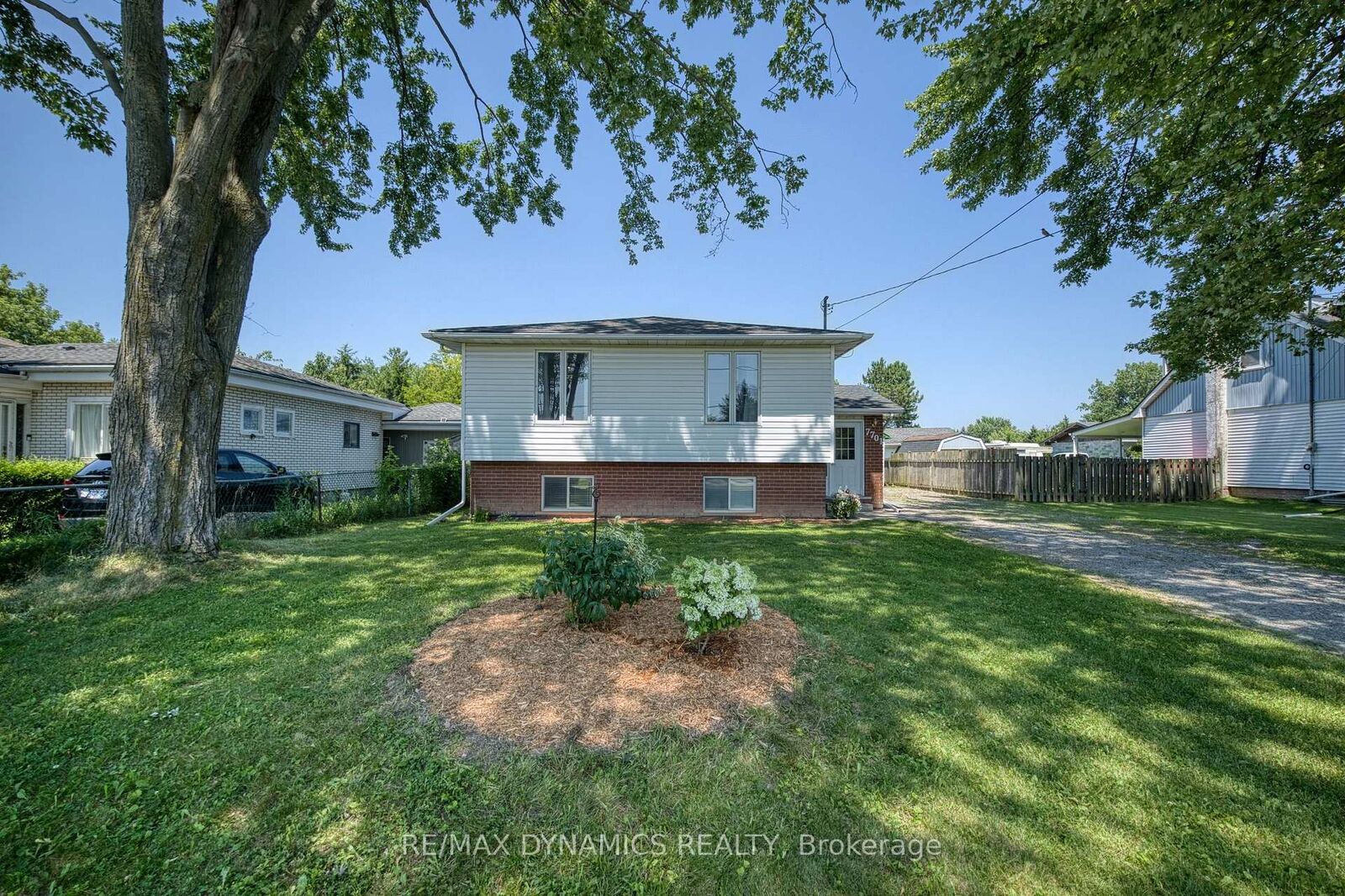Property Photo: 7701 Badger Road ON L2H 1H8