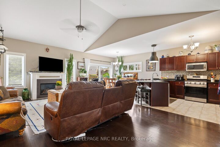 Property Photo: 15 Fisher Drive ON L0S 1T0