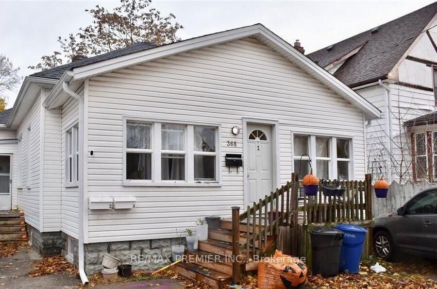 Property Photo:  368 Maxwell Street  ON N7T 5E2 