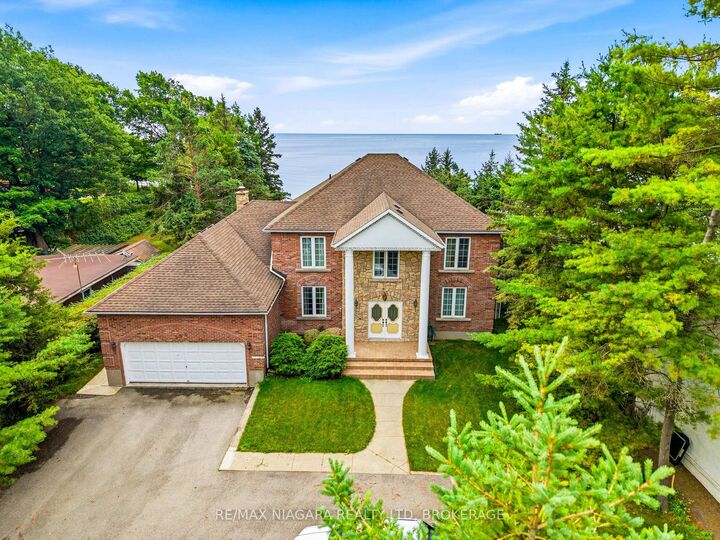 599 Lakeshore Road E — photo 1