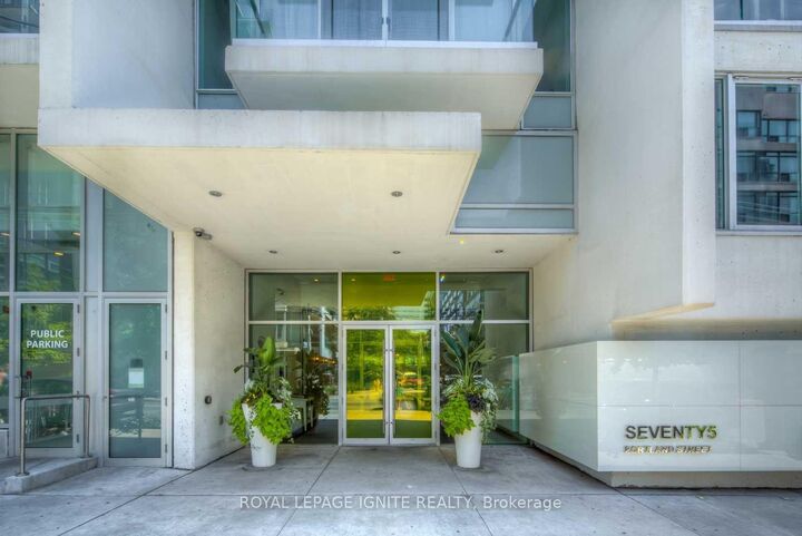 75 Portland Street 406 — photo 1