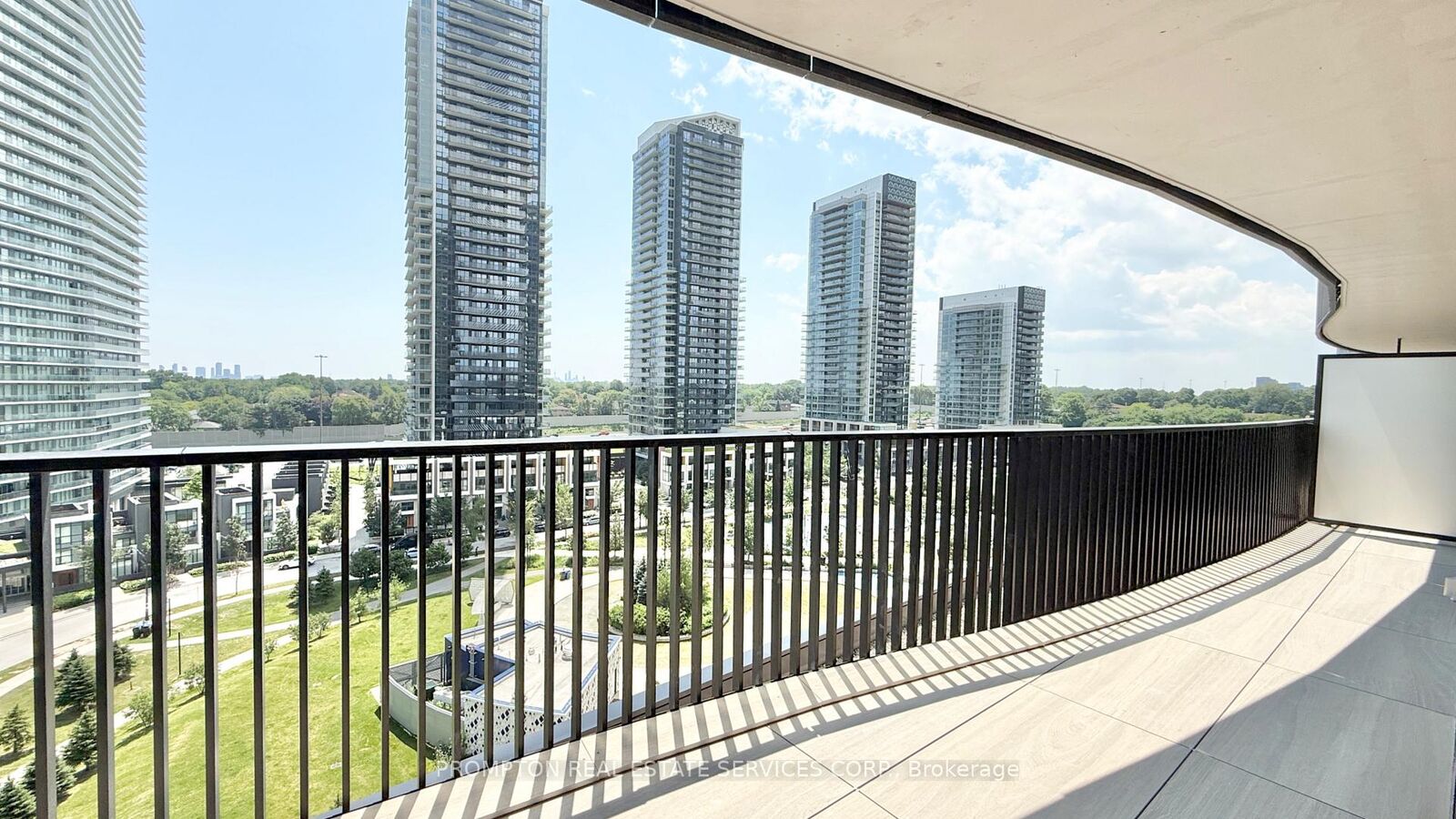Property Photo:  68 Esther Shiner Boulevard 916  ON M2K 0J6 