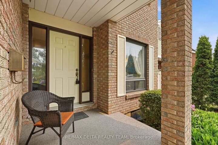 Property Photo: 1091 St Lucia Place ON K1C 2G4
