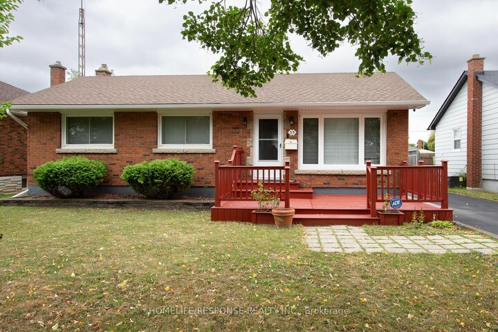 35 Parkdale Drive — photo 1