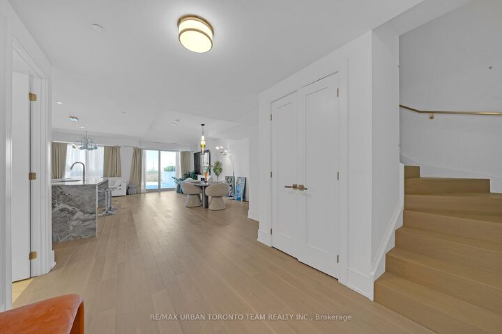 Property Photo: 155 Merchants Wharf N/A 301 ON M5A 0Y4
