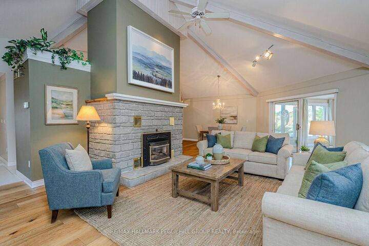 Property Photo: 1564 Honey Harbour Road ON L0K 1S0