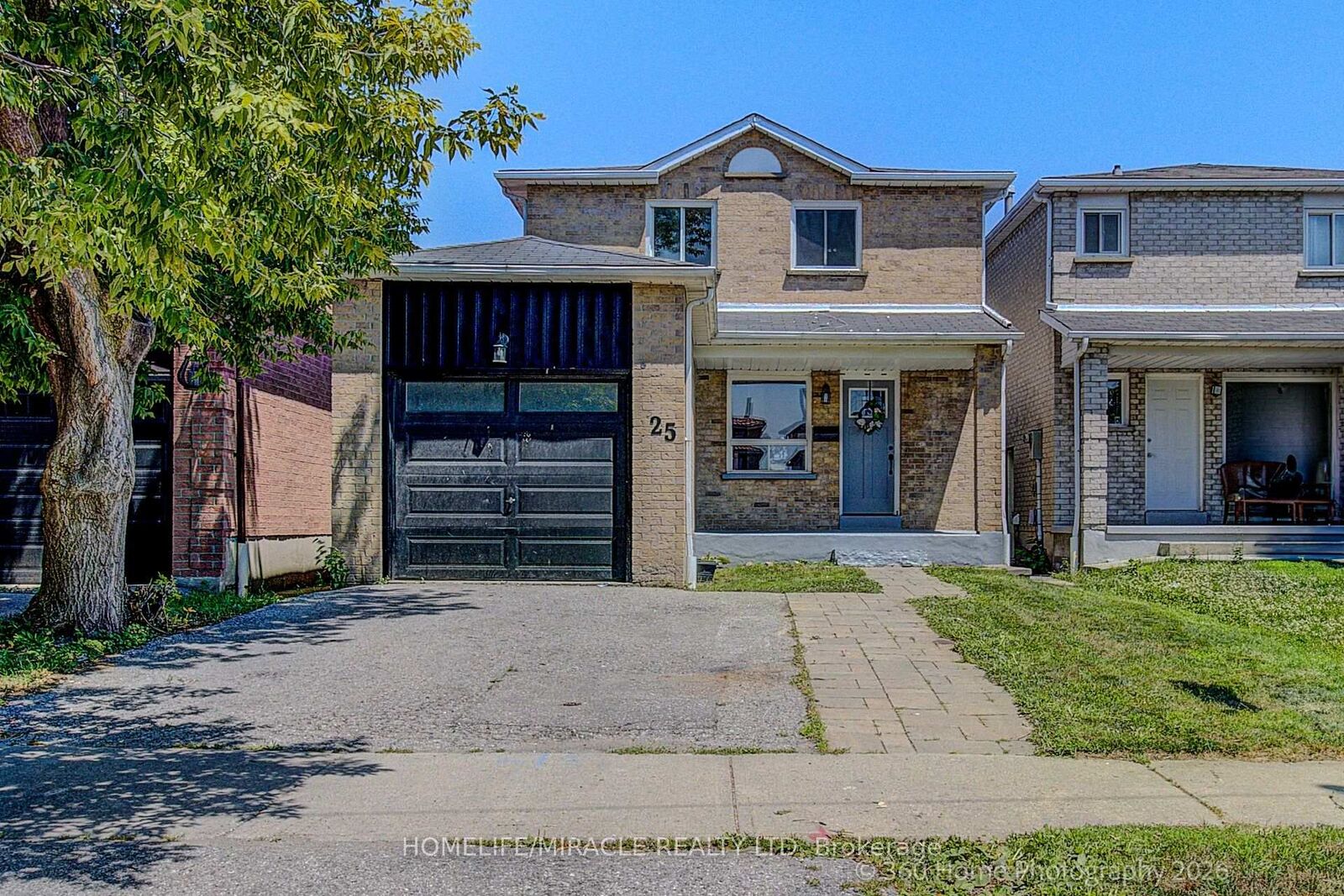 Property Photo: 25 Chalmers Crescent ON L1S 5Z5