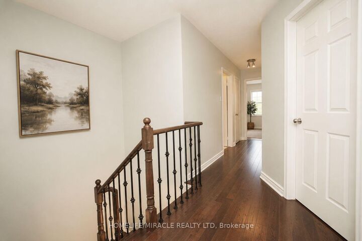 Property Photo:  29 Hemans Court  ON L1T 4B9 
