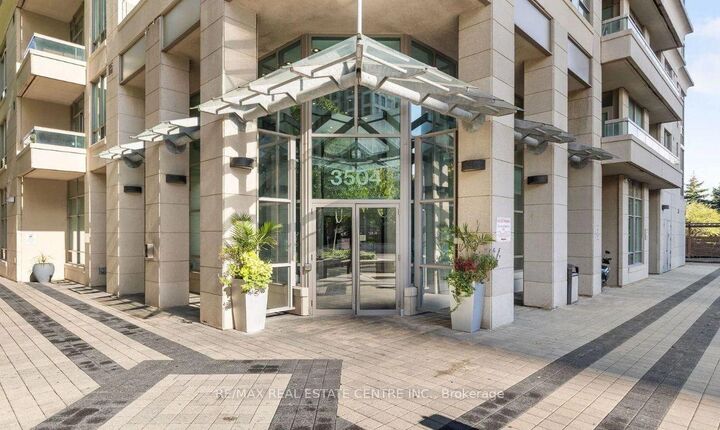 Property Photo:  3504 Hurontario Street 1908  ON L5B 1P2 