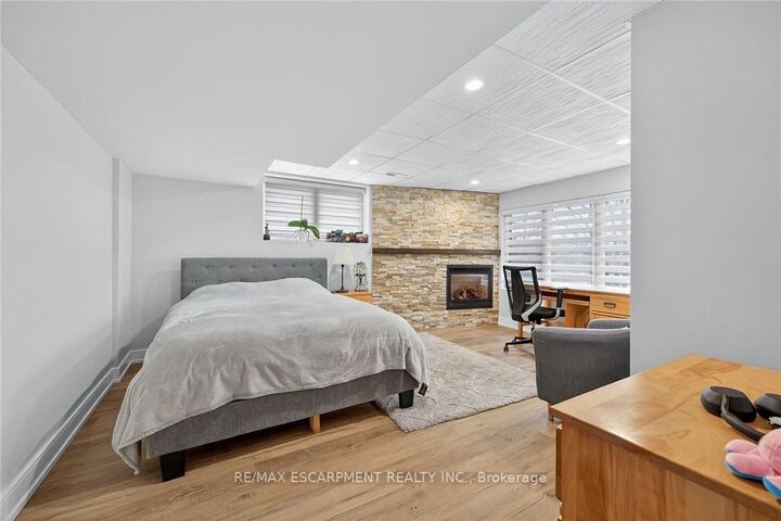 Property Photo: 397 Caithness Street E ON N3W 1C8