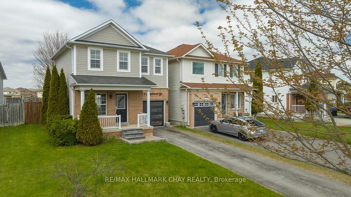 Property Photo: 154 Maplewood Drive ON L0M 1B4