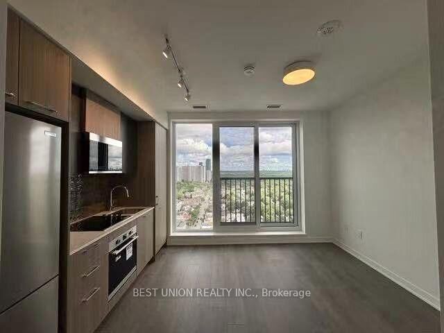 Property Photo:  10 Oak Street 2510  ON M5A 0Z1 