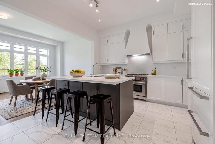 Property Photo:  75 West Village Lane  ON L6C 3L5 