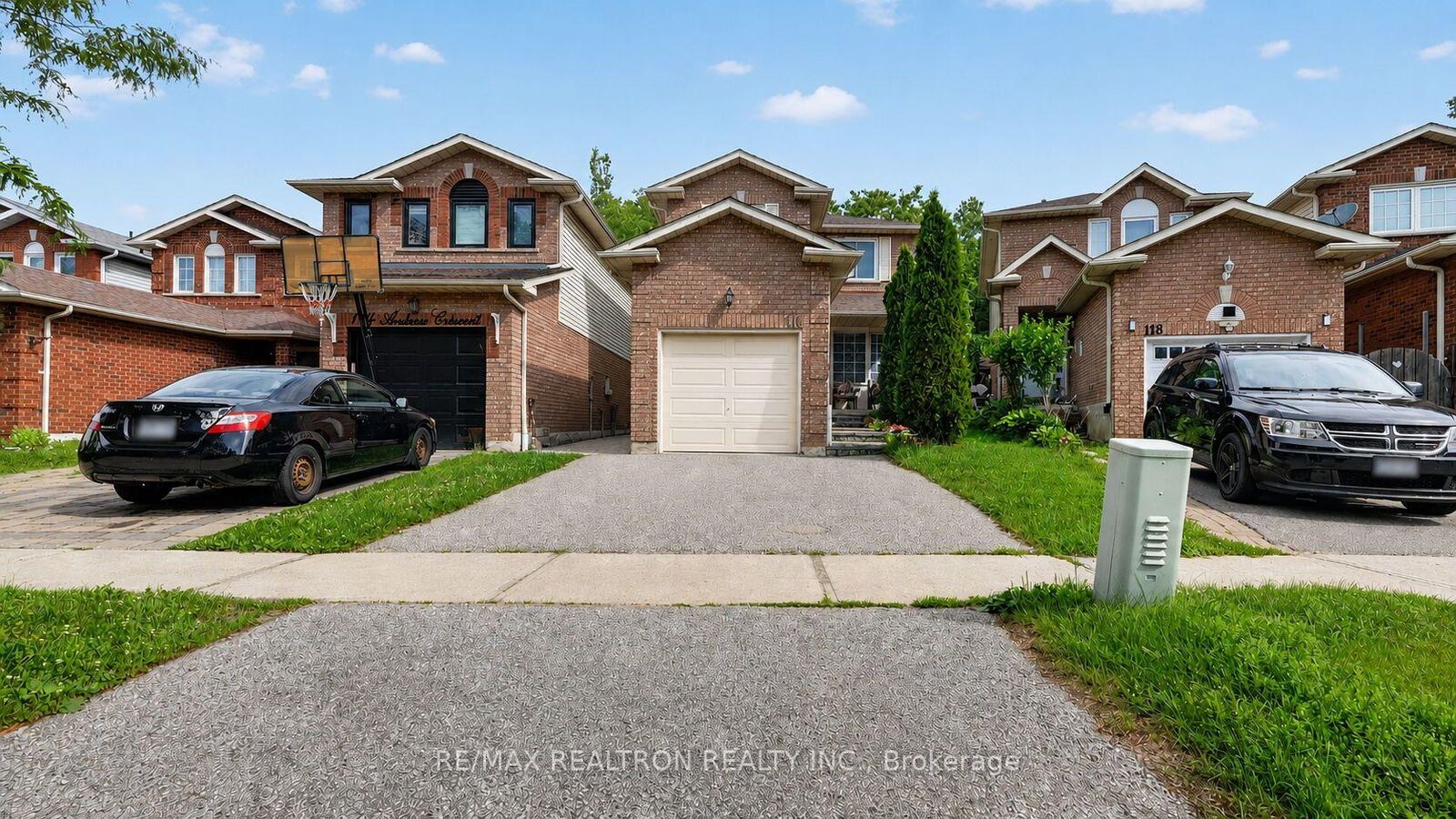 Property Photo:  116 Andona Crescent  ON M1C 5A1 