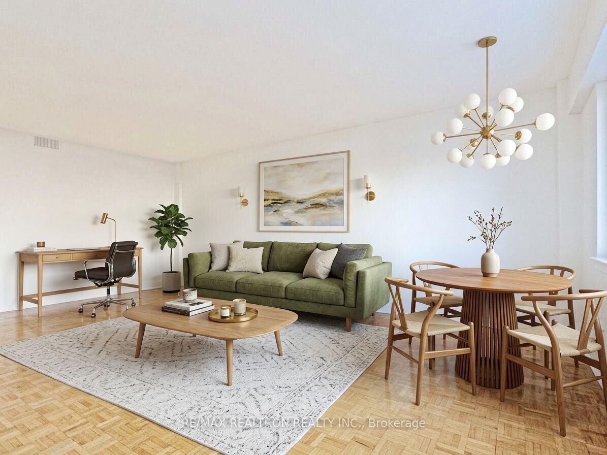 Property Photo: 95 Lawton Boulevard 706 ON M4V 1Z8