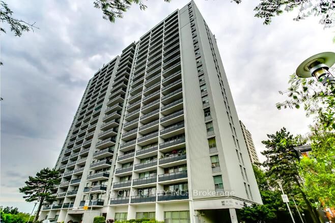 Property Photo: 70 Cambridge Avenue 20 ON M4K 2L5