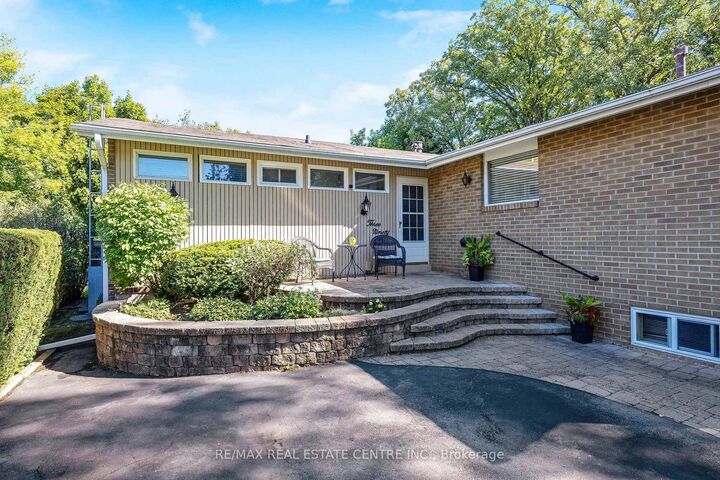 Property Photo: 391 Bell Street ON L9T 2B2
