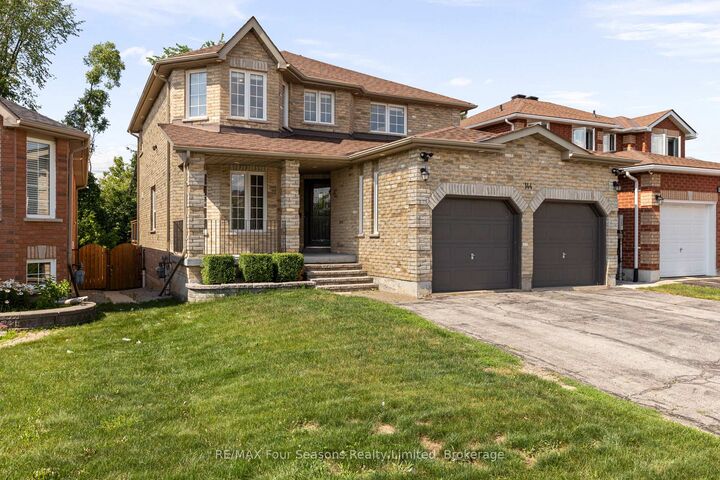 Property Photo: 144 Country Lane ON L4N 0N1
