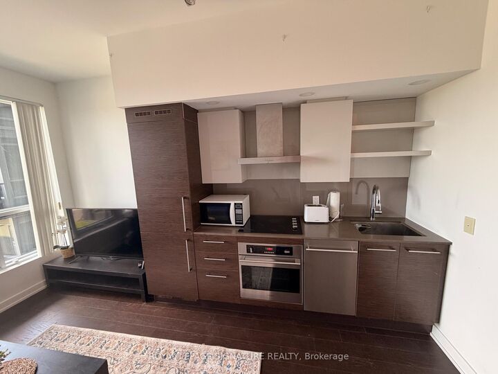 Property Photo: 1030 King Street W 1008 ON M6K 0B4