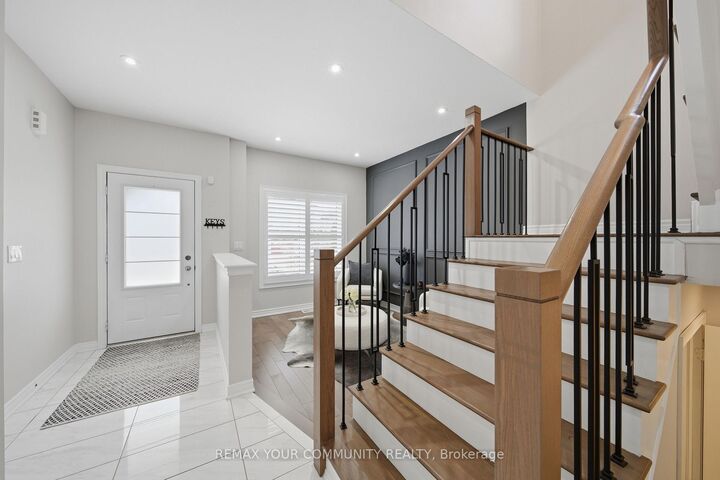 Property Photo: 275 Sharon Creek Drive ON L9N 0P4