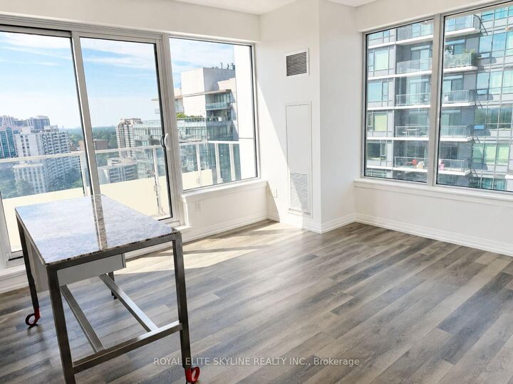 Property Photo:  75 Canterbury Place 1907  ON M2N 2N1 