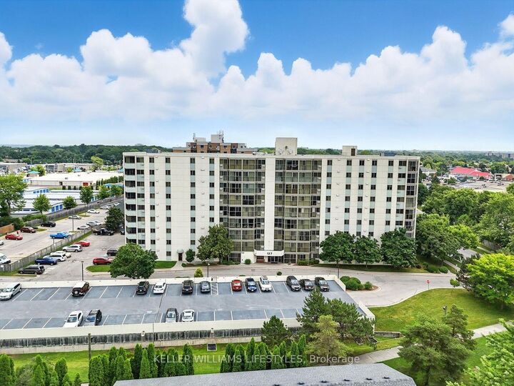 Property Photo: 127 Belmont Drive 909 ON N6J 4J7
